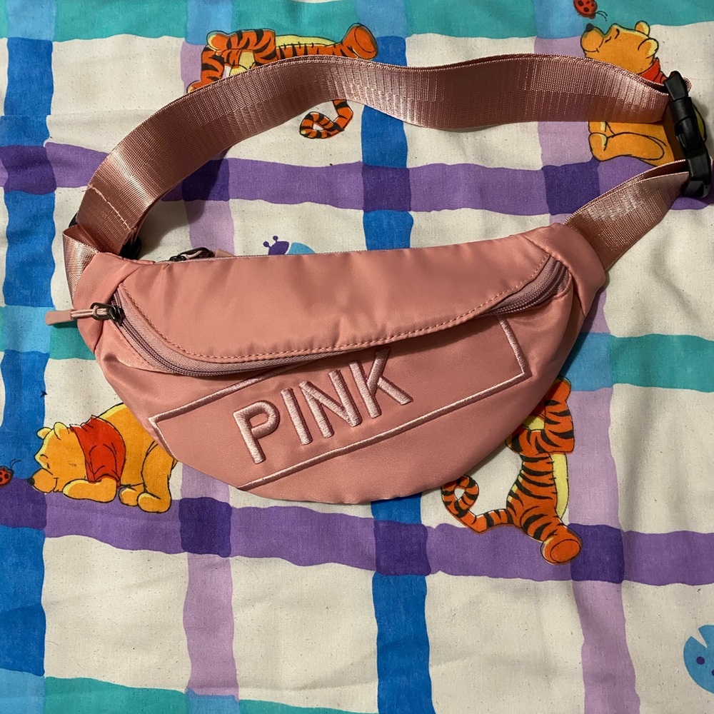 🌟Brand:PINK Crossbody bag🌟